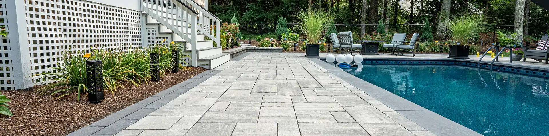 fullwidth form image